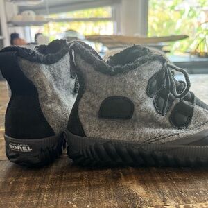 Size 8 Sorel Boots worn one year.